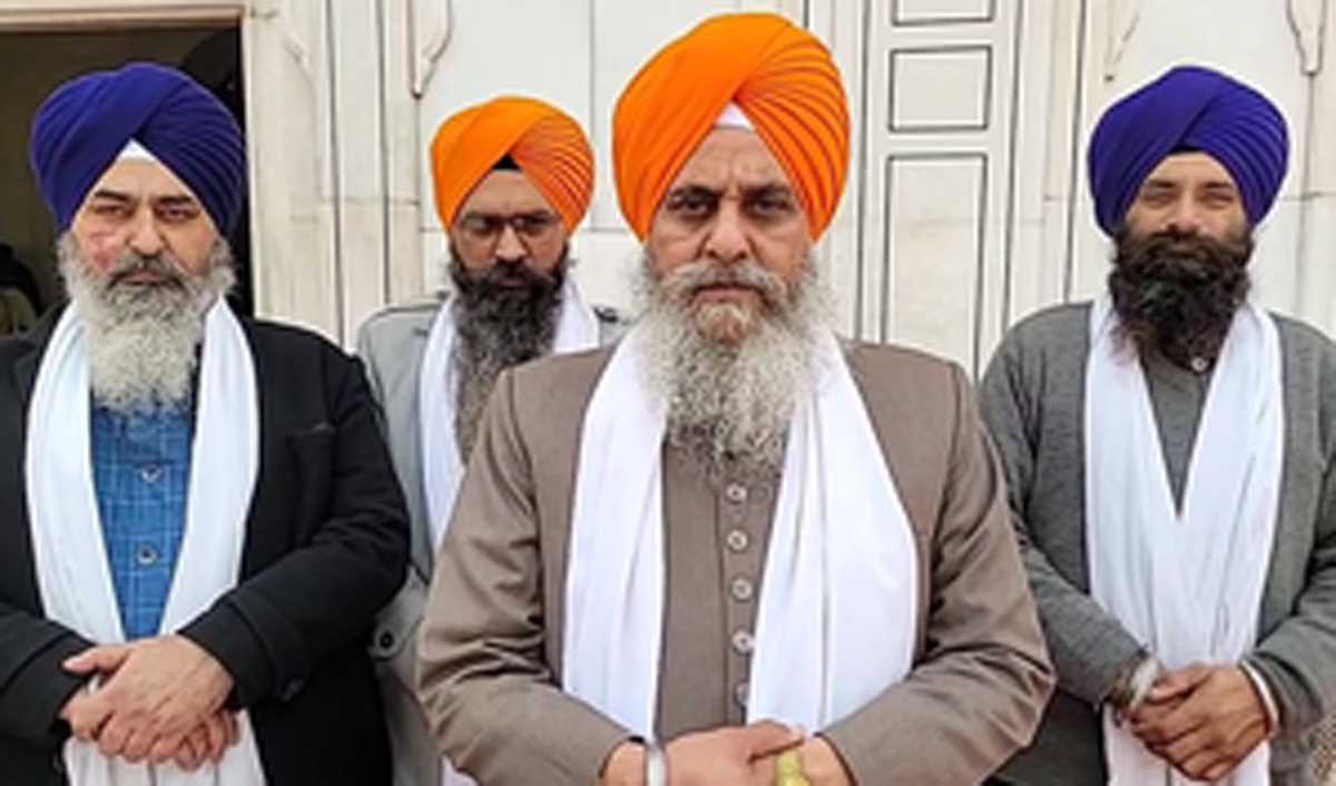 ग्रंथी सिंह साहिब ज्ञानी मलकीत सिंह ने किसान नेता जगजीत सिंह डल्लेवाल के लिए की अरदास ग्रंथी सिंह साहिब ज्ञानी मलकीत सिंह ने किसान नेता जगजीत सिंह डल्लेवाल के लिए की अरदास